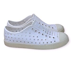 Native Kids Lilac and Gray Water Shoes Size 2